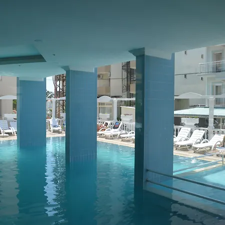 Grand Milano Hotell Ayvalı