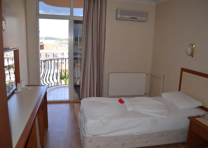 Grand Milano Hotell Ayvalı