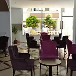 Grand Milano Hotel