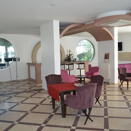 Grand Milano Szálloda 3*