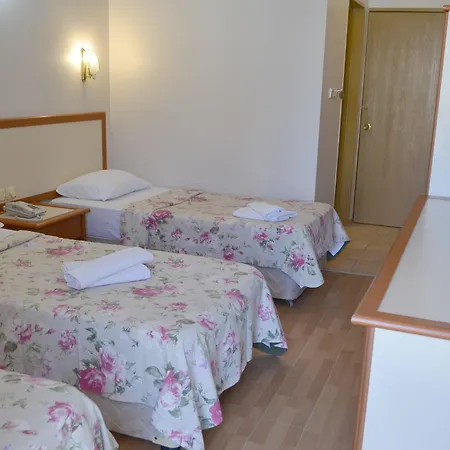 Grand Milano Szálloda 3*