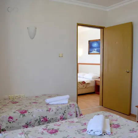 Grand Milano Szálloda 3*