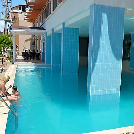Grand Milano Otel 3*