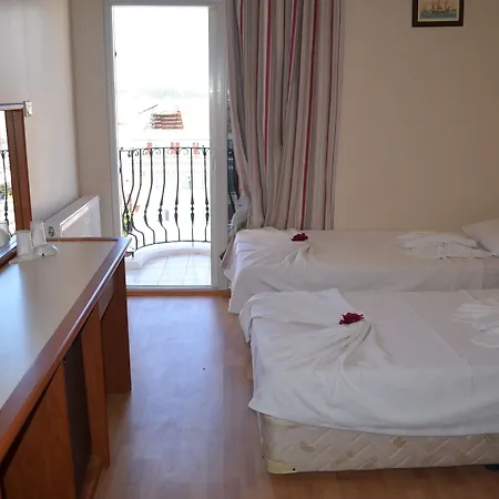 Grand Milano 3* Ayvalı