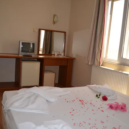 Grand Milano 3* Айвалык