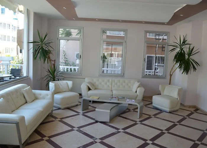 Hotel Grand Milano 3*